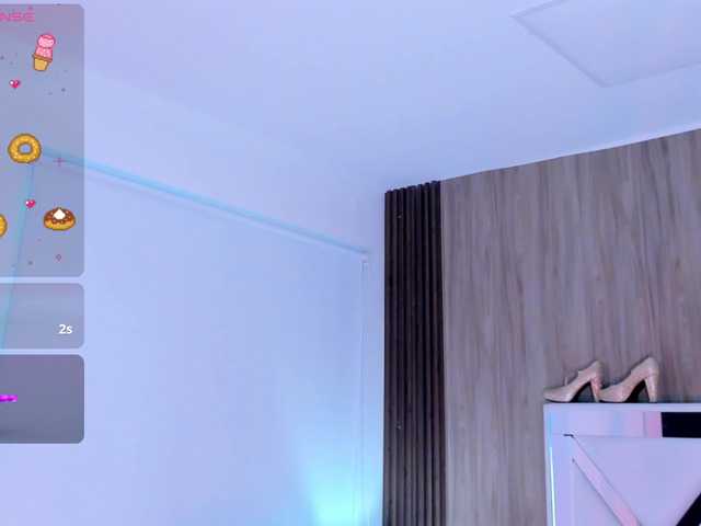 Wondrekloe live cam on BongaCams
