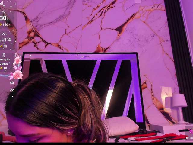 Wondrekloe live cam on BongaCams