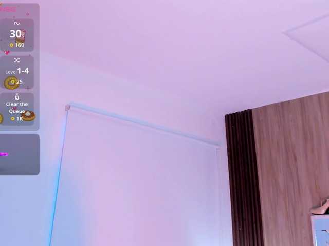 Wondrekloe live cam on BongaCams