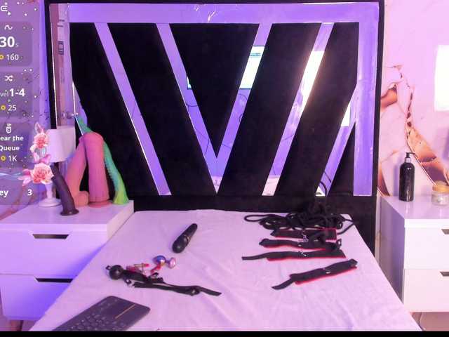 Wondrekloe live cam on BongaCams