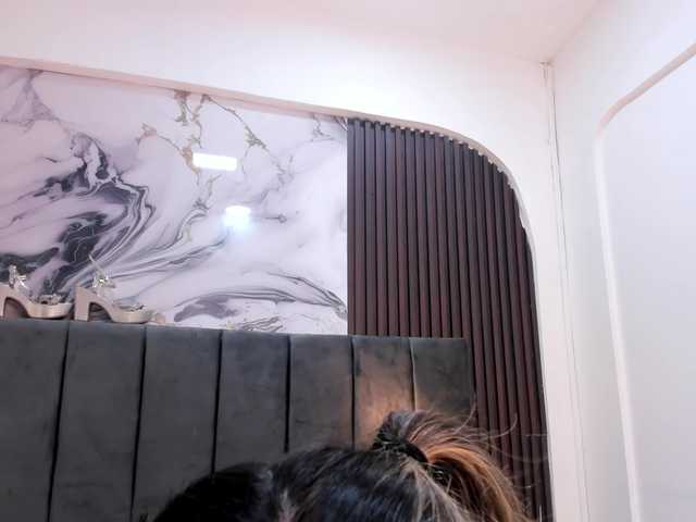 Wondrekloe live cam on BongaCams