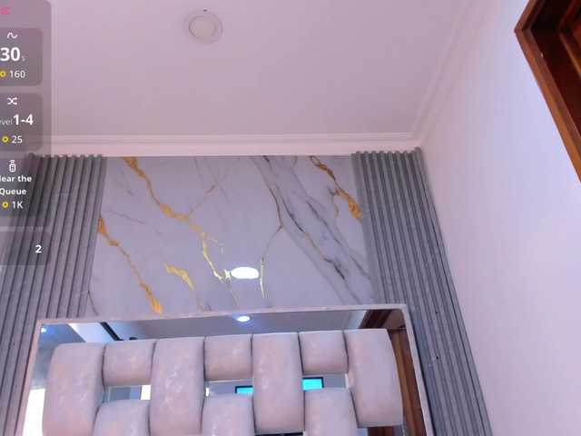 Wondrekloe's BongaCams show and profile