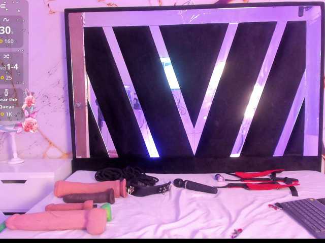 Wondrekloe live cam on BongaCams