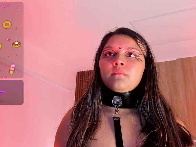 Wondrekloe live cam on BongaCams