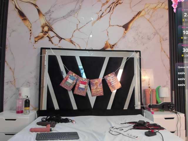 Wondrekloe live cam on BongaCams