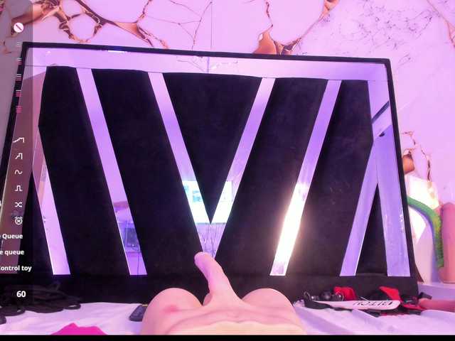Wondrekloe live cam on BongaCams