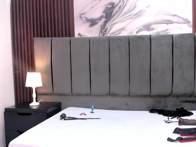 Wondrekloe live cam on BongaCams