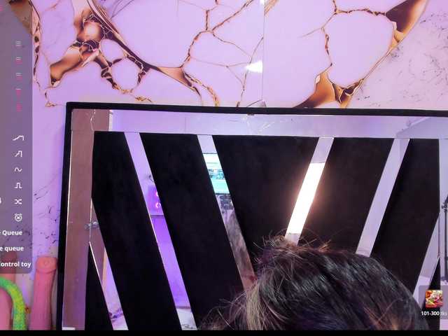Wondrekloe live cam on BongaCams