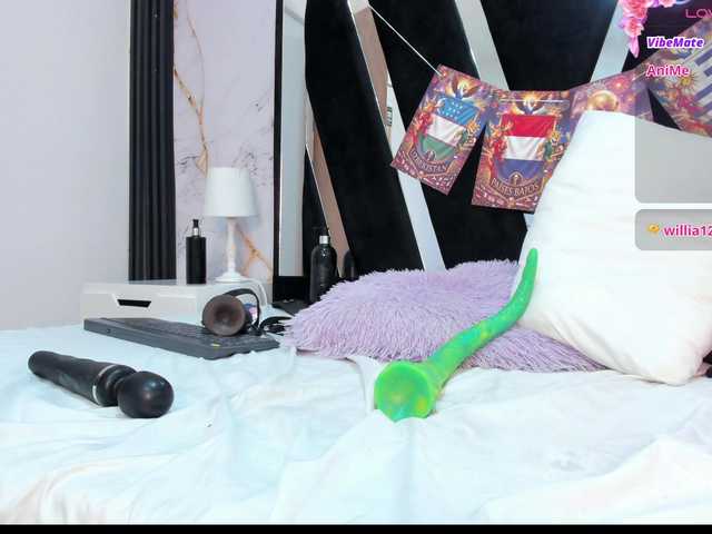 Wondrekloe live cam on BongaCams