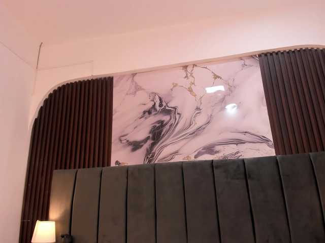 Wondrekloe live cam on BongaCams