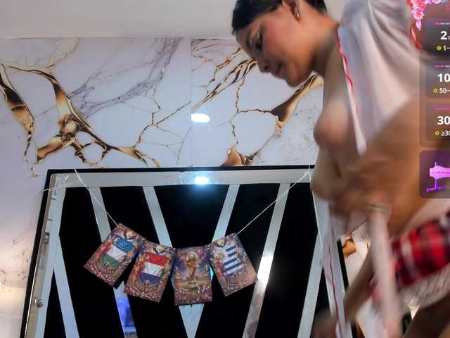 Wondrekloe live cam on BongaCams