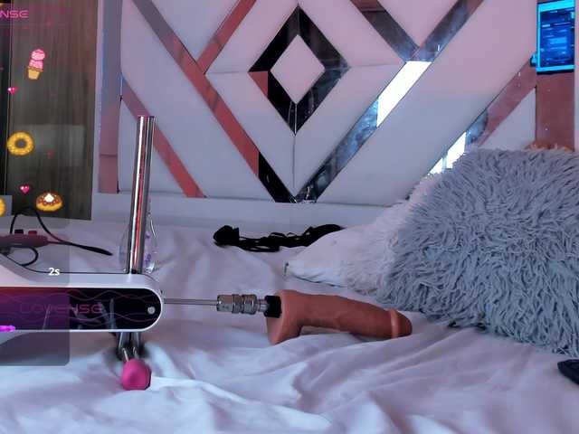 Wondrekloe live cam on BongaCams