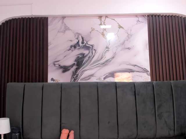 Wondrekloe live cam on BongaCams