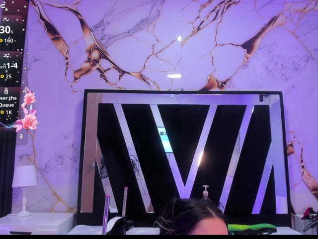 Wondrekloe live cam on BongaCams