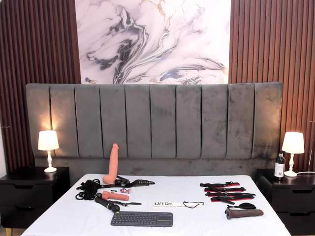 Wondrekloe live cam on BongaCams