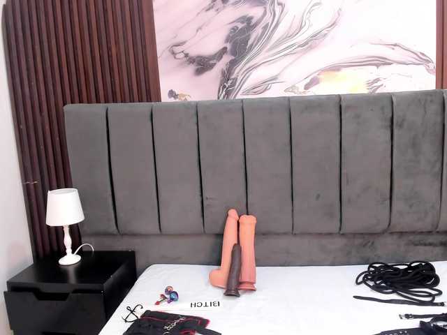 Wondrekloe live cam on BongaCams