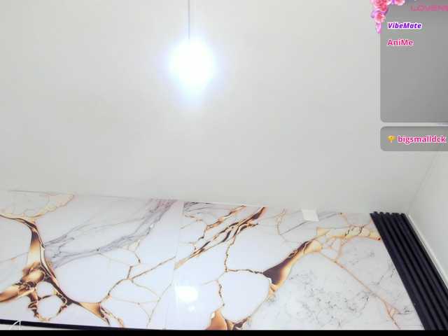Wondrekloe live cam on BongaCams