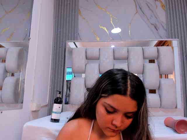 Wonderkloe webcam