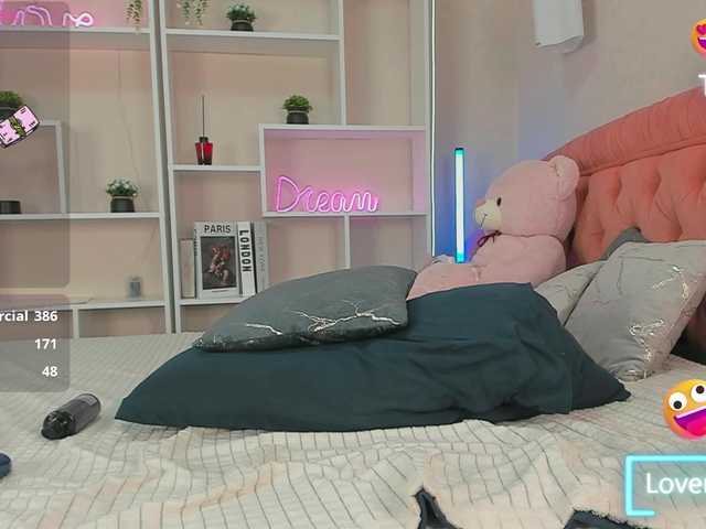 JennyferMore live cam on BongaCams