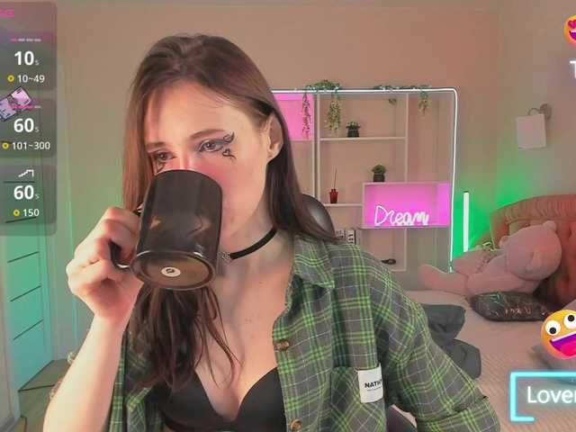 JennyferMore live cam