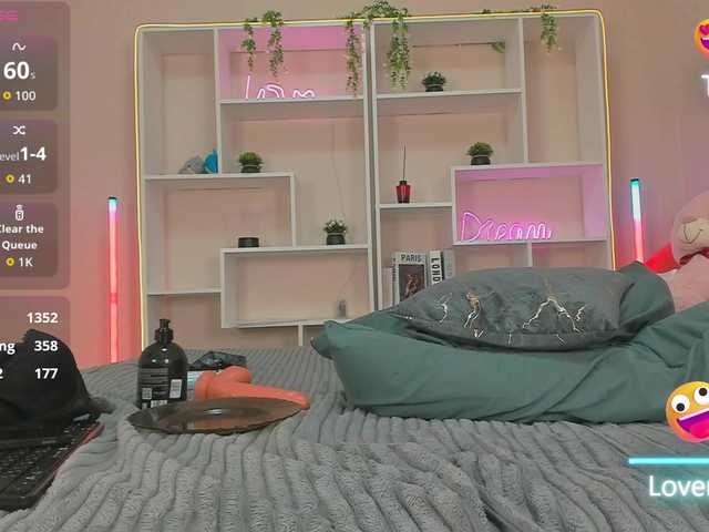 JennyferMore live cam on BongaCams
