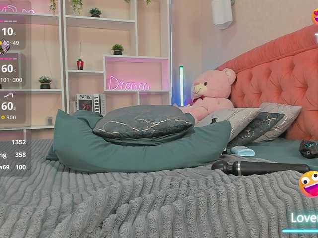 JennyferMore live cam on BongaCams