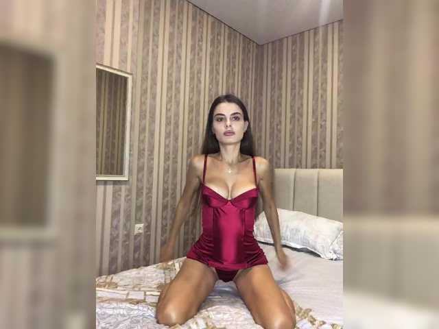 AlexhabAlinaa live cam on BongaCams