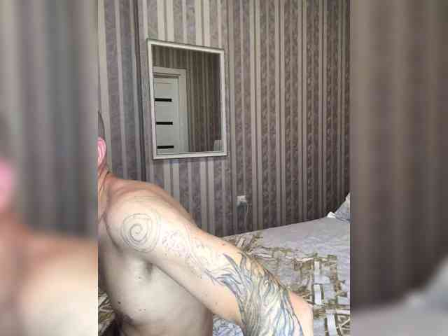 AlexhabAlinaa webcam