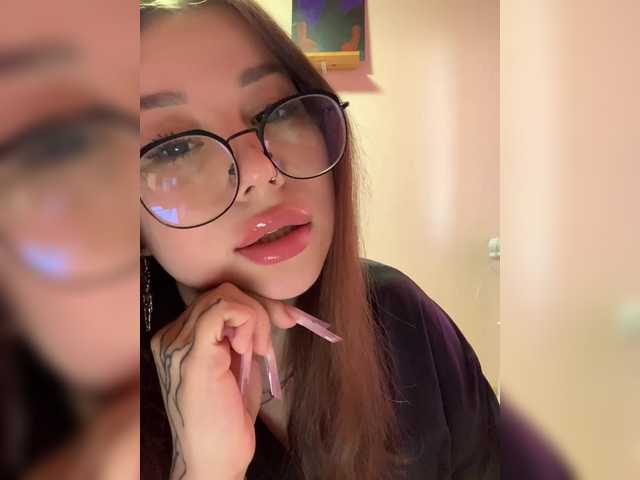 Alex-assa live cam on BongaCams