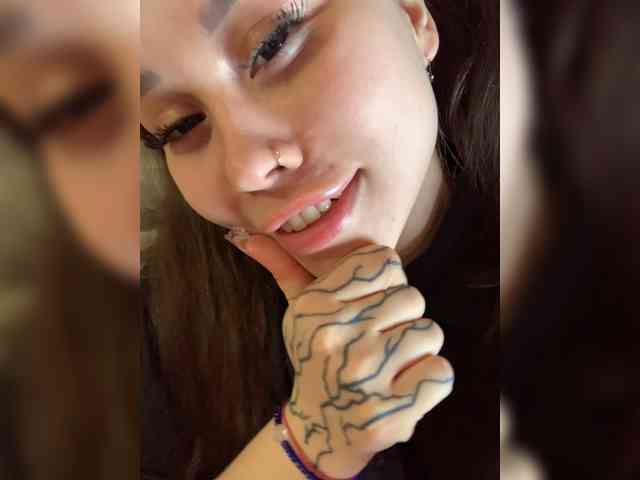Lexxxie webcam