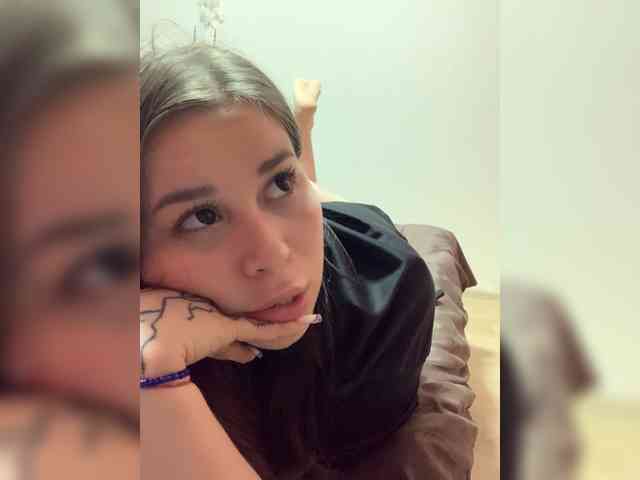 Lexxxie webcam