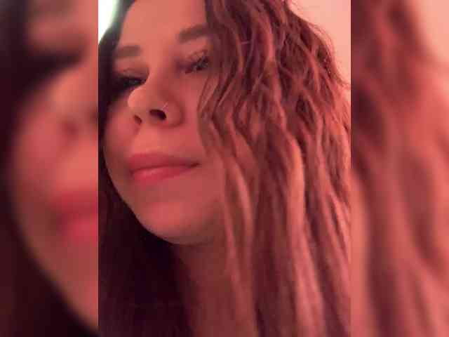 Lexxxie webcam