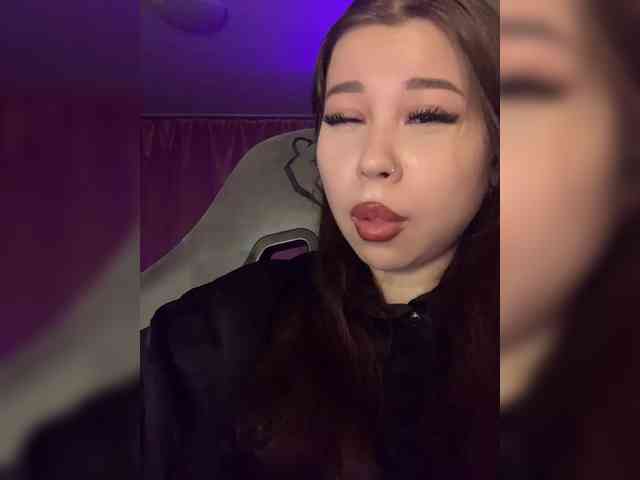 Alexxie webcam