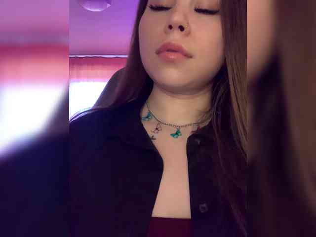Alexxie webcam