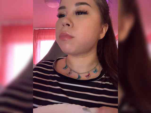 Alexxie webcam