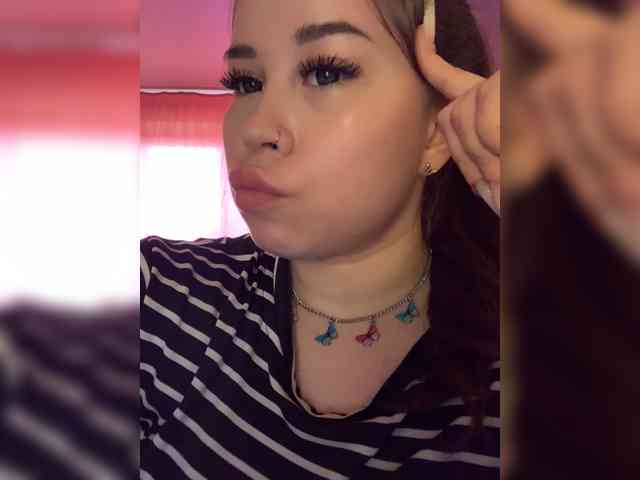 Alexxie webcam