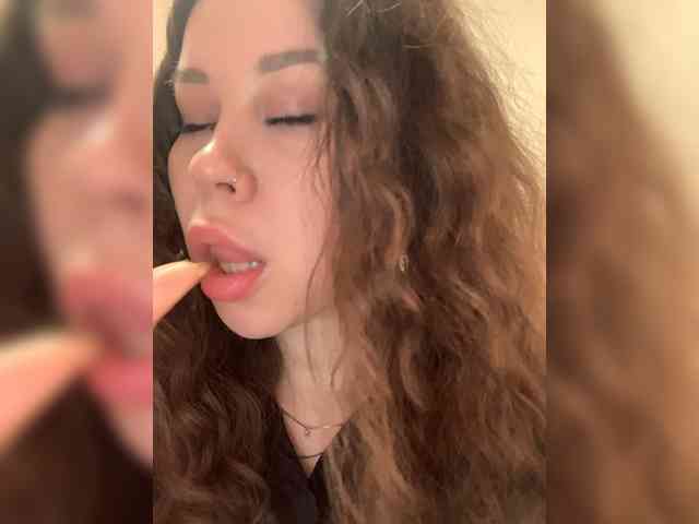 Alex-assa Live Webcam on BongaCams