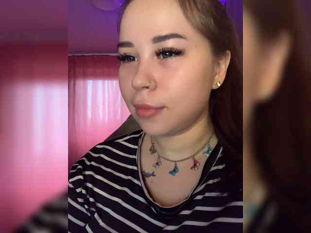 Alexxie webcam