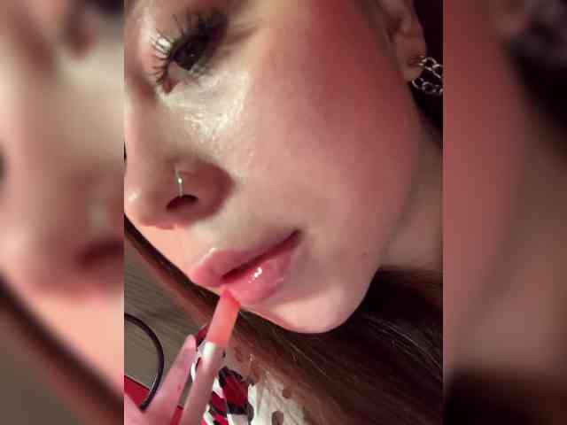 Lexxxie webcam