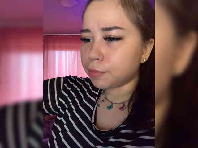 Alexxie webcam