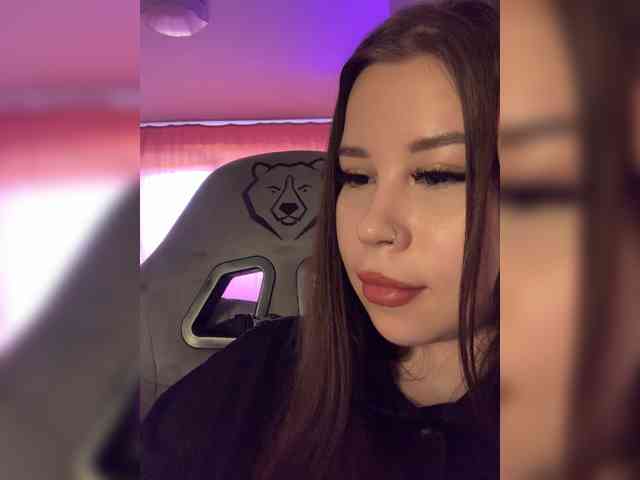 Alexxie webcam