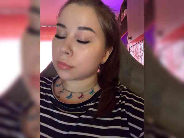 Alexxie webcam