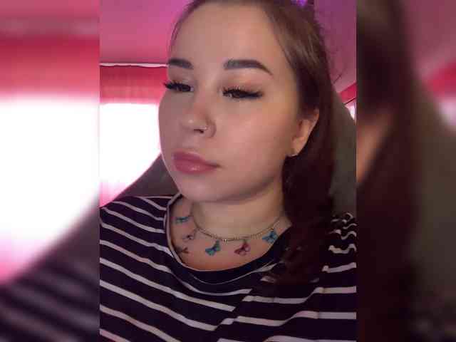Alexxie webcam