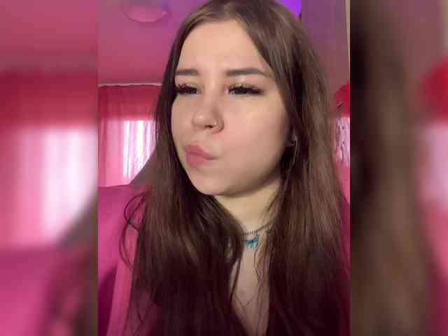 Alexxie webcam