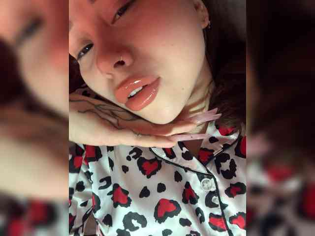 Lexxxie webcam