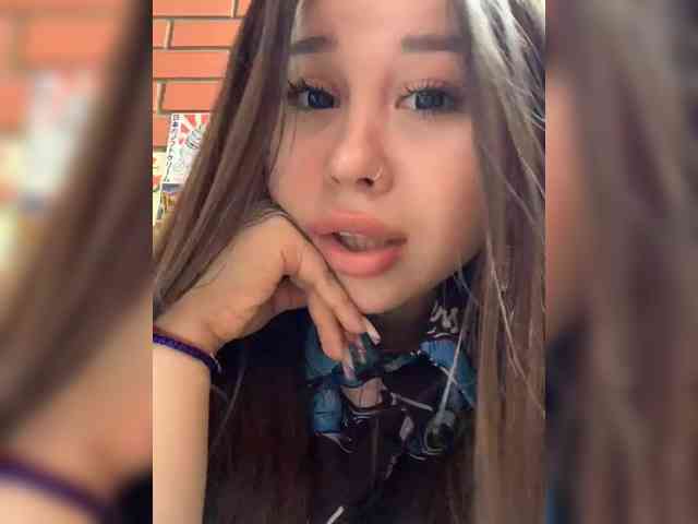 Lexxxie webcam