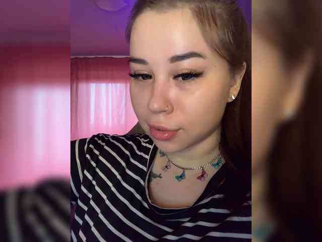 Alexxie webcam