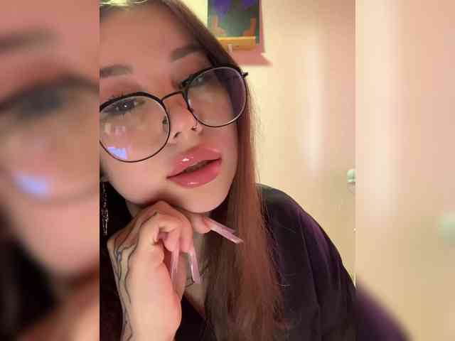 Lexxxie webcam