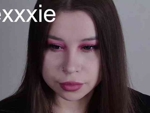 Lexxxie webcam