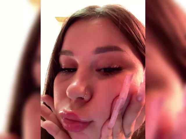 Lexxxie webcam